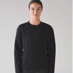 NWT! Lululemon Embrace The Space Crew Pullover Size 4 in Black
